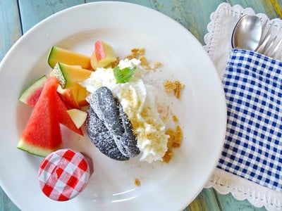 Choux Cream (ชาร์โคล)