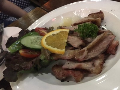 คอหมูย่าง