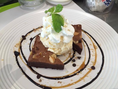 บราวนี่กับไอศรีม