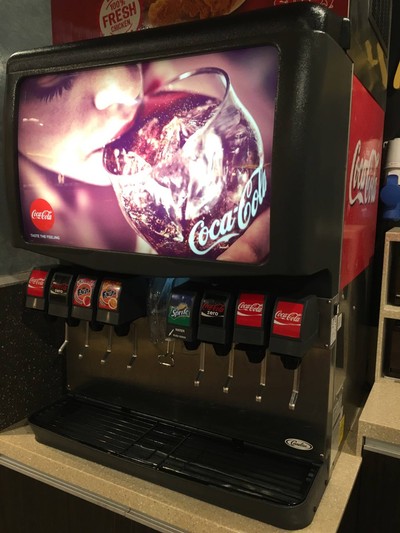 อาหาร หรือ เครื่องดื่ม