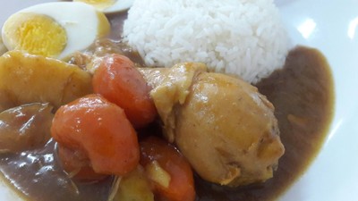 ข้าวแกงกระหรี่ไก่