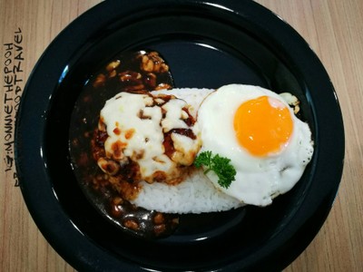 ข้าวหมูแฮมเบิร์ก