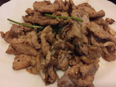 หมูทอดกระเทียม