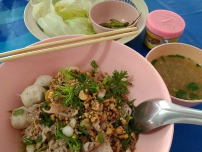 ก๋วยเตี๋ยวหมูต้มยำ