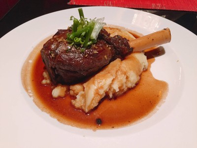 Chili Hip (ชิลลี่ ฮิป) Centara Watergate Pavillion Hotel Bangkok Chili Hip (ชิลลี่ ฮิป) Centara Watergate Pavillion Hotel Bangkok