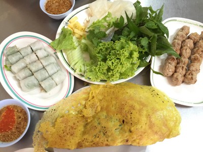 เบื้องญวนร้านนี้หอมเด็ดมาก