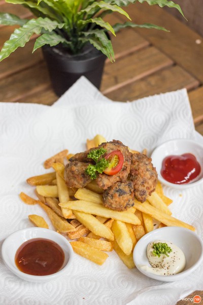 Veganerie พร้อมพงษ์ (หลังสวนเบญจสิริ)