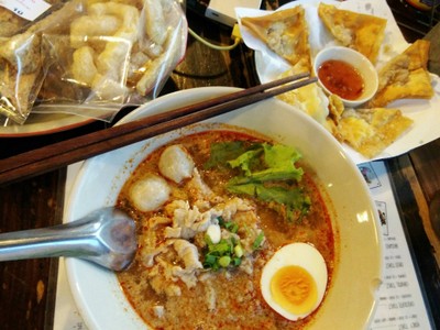 อาหาร หรือ เครื่องดื่ม