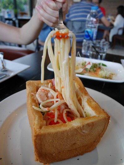 อาหาร หรือ เครื่องดื่ม