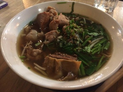 ก๋วยเตี๊ยวเนื้อตุ๋น