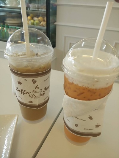 อาหาร หรือ เครื่องดื่ม