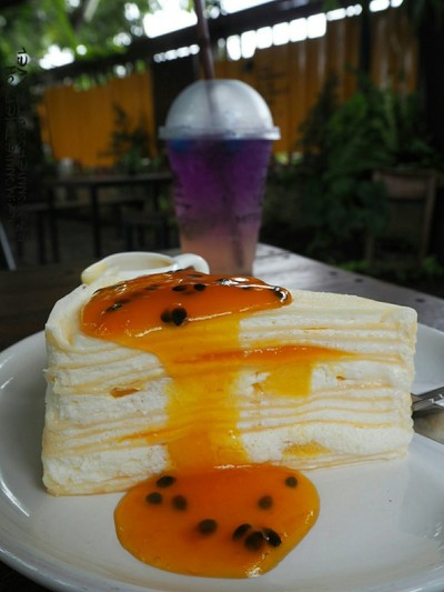 MANGO CREPE CAKE