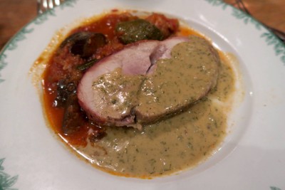 Filet de bar roti Ratatouille et pointe de pistou