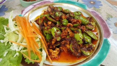 กุ้งสับผัดสะตอ
