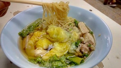 ก๋วยเตี๋ยวตำลึงอธิษฐ์ (Kuaitiao Tamlueng Athist) ก๋วยเตี๋ยวตำลึงอธิษฐ์ (Kuaitiao Tamlueng Athist)