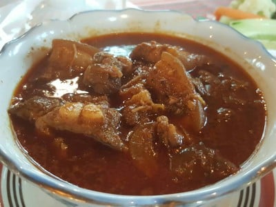 โตกตอง
