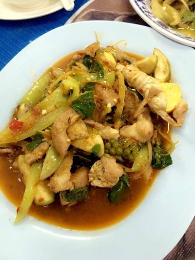 ข้าวต้มครัวทองแดง