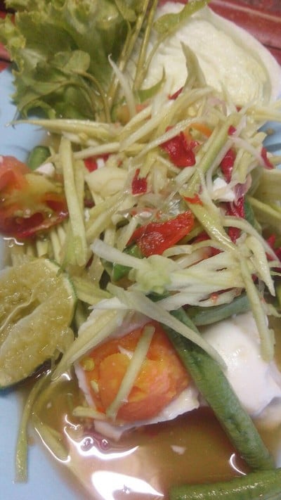 รสเด็ด ใส่มะนาวแท้ๆ