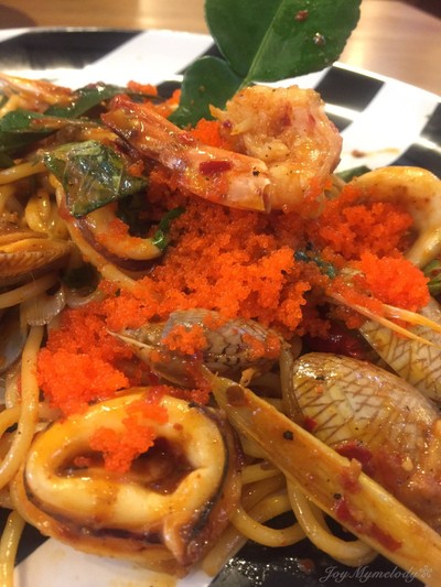 Spaghetti Tomyum Seafood