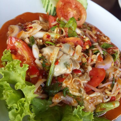 ยำหอยนางรม