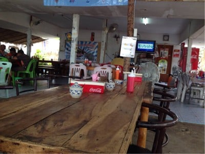 บรรยากาศ ก๋วยเตี๋ยวเรือรังสิต เขาเต่า