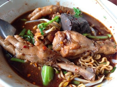 ก๋วยเตี๋ยวเรือรังสิต เขาเต่า