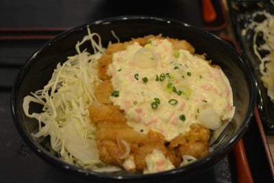 เมนูของร้าน ข้าว-หน้า-เนื้อ สยามสแควร์ อาคารสยามกิตติ์