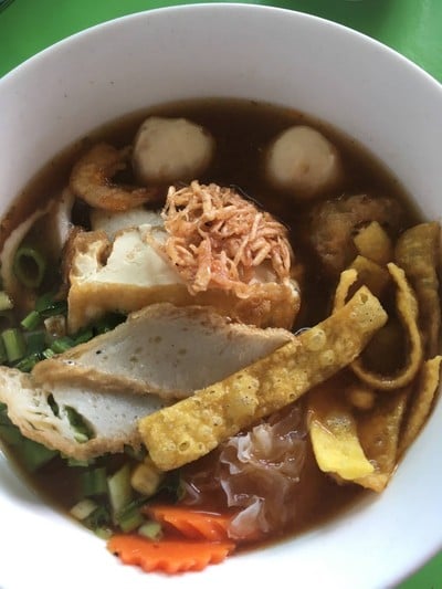 แม่หนุ่ย ก๋วยเตี๋ยวหมูเลียง ภูเก็ตซิตี้โฮม