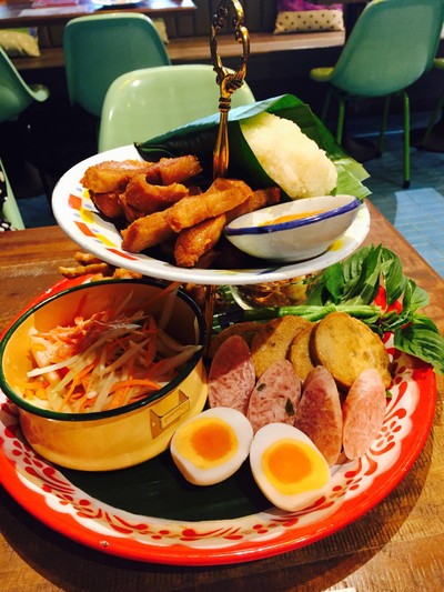 เมนูของร้าน Zaab Eli (แซ่บอีลี่) เซ็นทรัล อิสต์วิลล์