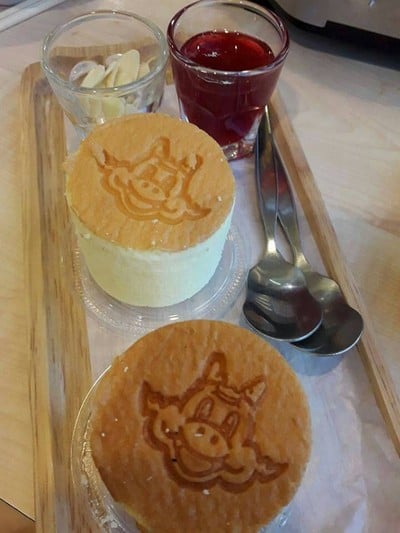 ขนม