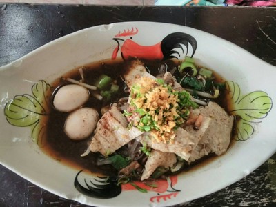 ก๋วยเตี๋ยวเรือหมู