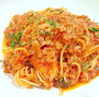 สปาเก็ตตี้ซอสเนื้อ 220-