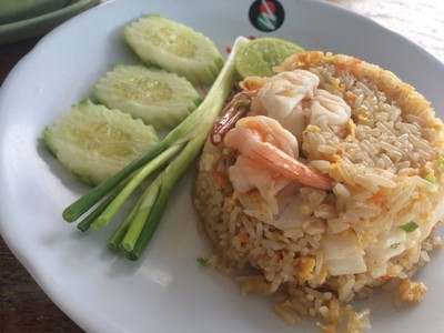 ข้าวผัดกุ้ง-ปลาหมึก