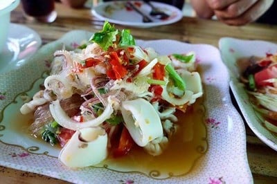 ลาบอีสานบ้านเฮา 101 ในยาง (Lap Isan Ban Hao 101 Nai Yang) ลาบอีสานบ้านเฮา 101 ในยาง (Lap Isan Ban Hao 101 Nai Yang)
