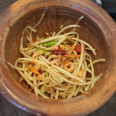 ตำลาว