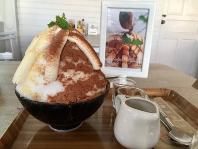 คากิโกริทูโทน