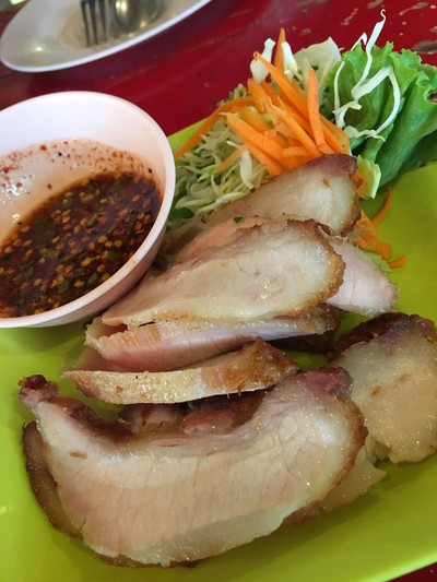 คอหมูย่าง