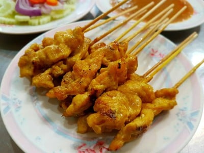 หมูสะเต๊ะ