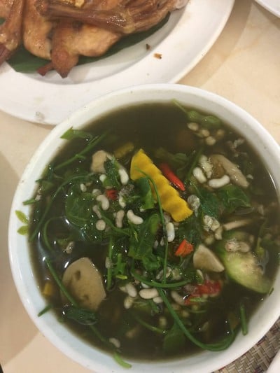 แกงผักหวานใส่ไข่มดแดง