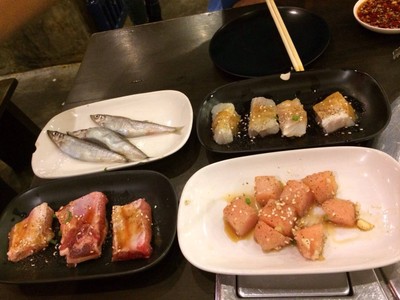 อาหาร หรือ เครื่องดื่ม