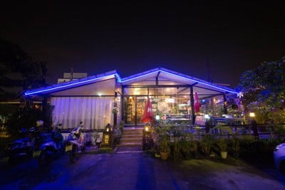 หน้าร้าน ข้าวแกงตำรับเพชรบุรี@มูนเทอเรซและอาหารตามสั่ง(Moon Terrace)