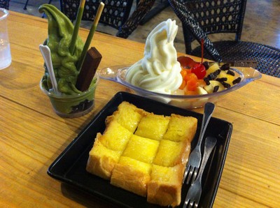 อาหาร หรือ เครื่องดื่ม