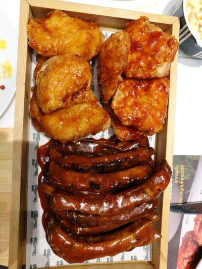 ไก่ทอด ซี่โครงหมูบาบีคิว