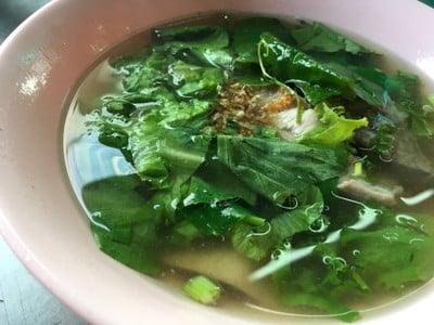 ต้มเลือดหมูเจ๊หมวย(จิงจูฉ่าย) แยกคลองเตย