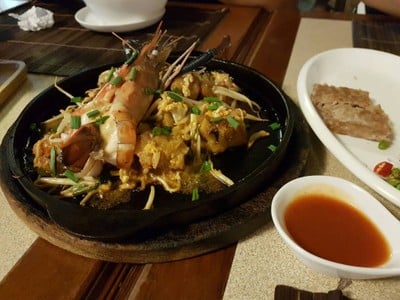 อาหาร หรือ เครื่องดื่ม