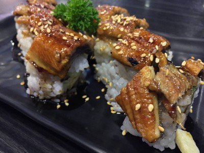 UNAGI MAKI