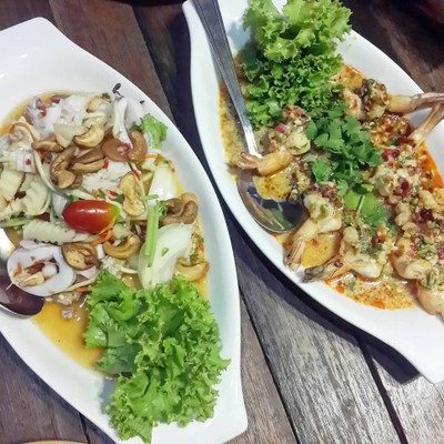 กุ้งตีลังกา