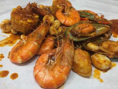 Combo Mixed Seafood set ตัวซอส Signature