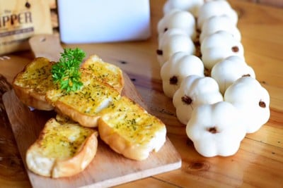 เดอะ ซัปเปอร์ สเต็ก ถนนไทยอาคาร