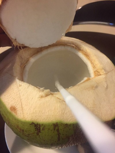 น้ำมะพร้าวอ่อน